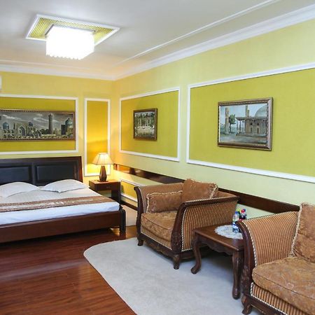Hotel Kamelot à Boukhara Extérieur photo