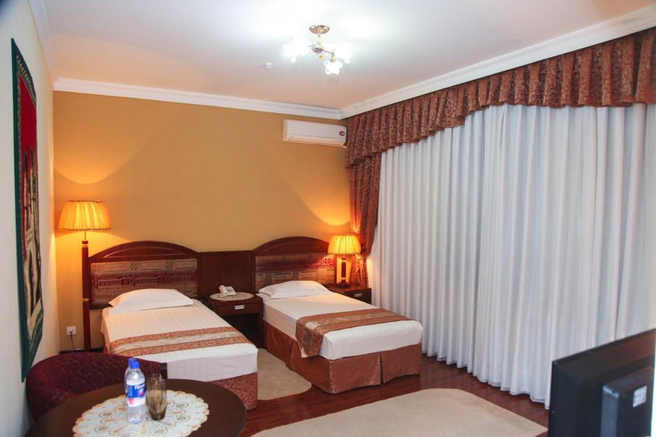 Hotel Kamelot à Boukhara Extérieur photo
